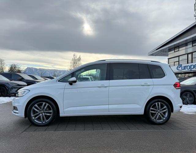 Fahrerseite Volkswagen Touran Highline 1.5 TSI 150 DSG