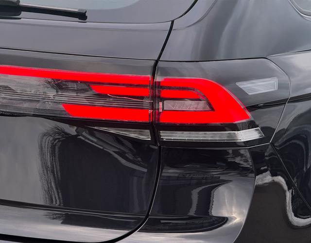 LED R&uuml;ckleuchte Volkswagen Taigo R-Line 1.5 TSI OPF 150 DSG