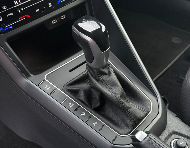 Automatikgetriebe Volkswagen Taigo R-Line 1.5 TSI OPF 150 DSG