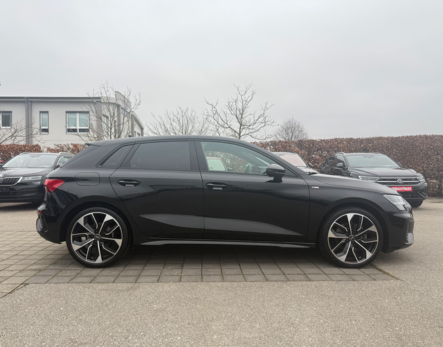 Beifahrerseite Audi A3 Sportback S-line 35 TDI S tronic