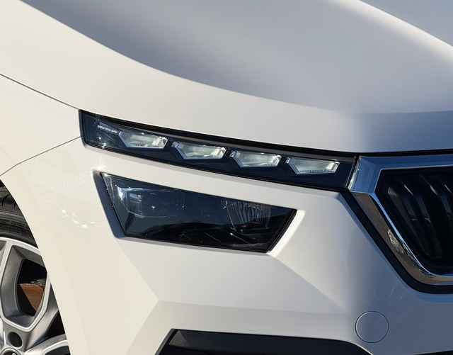 LED Scheinwerfer Skoda Kamiq 1.5 TSI Style