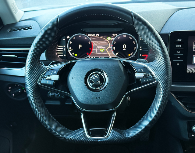 Lenkrad Skoda Kamiq 1.5 TSI Style