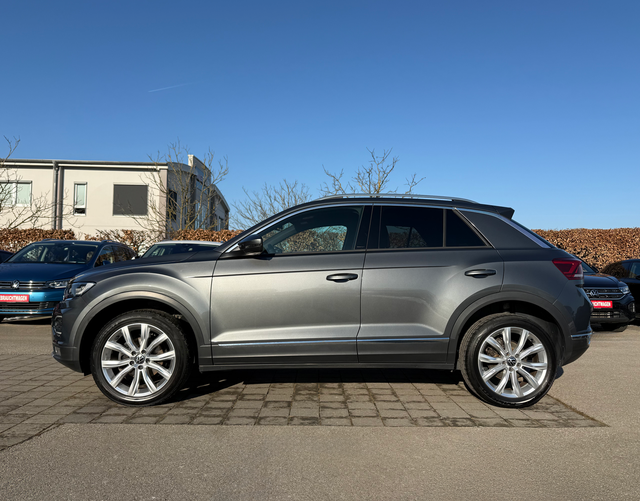 Fahrerseite Volkswagen T-Roc Sport PLUS PAKET I 1.5 TSI 150 DSG