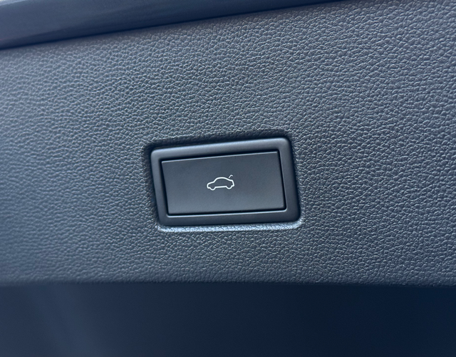 Kofferraum elektrisch Volkswagen T-Roc Sport PLUS PAKET I 1.5 TSI 150 DSG