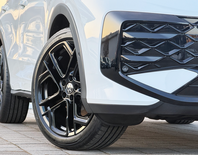 Felge Volkswagen T-Roc R-Line 1.5 eTSI OPF DSG 