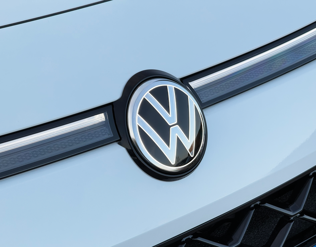 Logo Volkswagen T-Roc R-Line 1.5 eTSI OPF DSG 