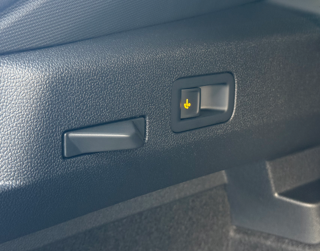 Kofferraum Highlights Volkswagen T-Roc R-Line 1.5 eTSI OPF DSG 