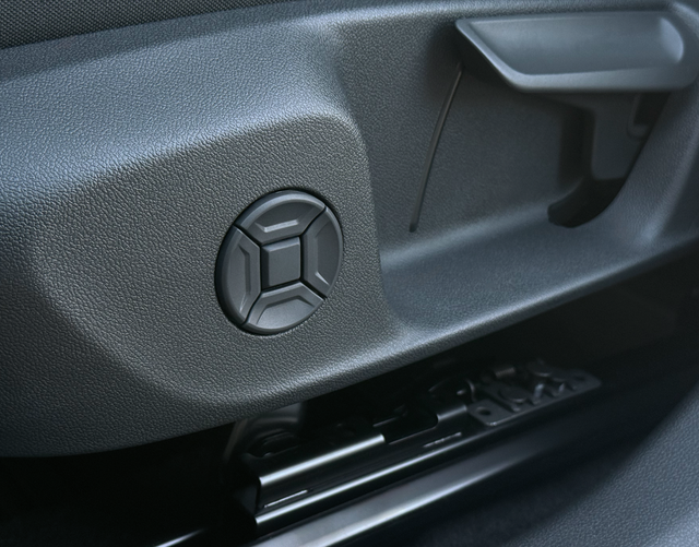 Fahrersitz elektrisch Volkswagen T-Roc R-Line 1.5 eTSI OPF DSG 