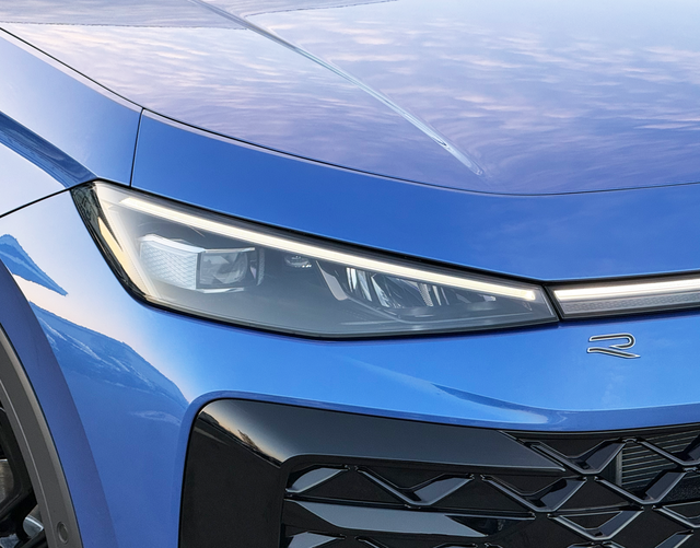 LED Scheinwerfer Volkswagen T-Roc R-Line 1.5 eTSI OPF DSG 