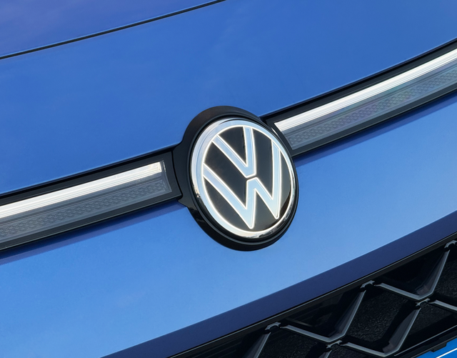 Logo Volkswagen T-Roc R-Line 1.5 eTSI OPF DSG 