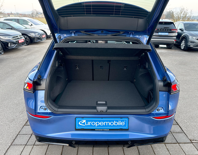 Kofferraum Volkswagen T-Roc R-Line 1.5 eTSI OPF DSG 