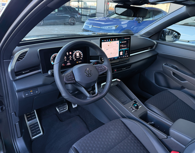 Interieur Volkswagen T-Roc R-Line 1.5 eTSI OPF DSG 150