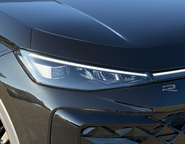 LED Scheinwerfer Volkswagen T-Roc R-Line 1.5 eTSI OPF DSG 150