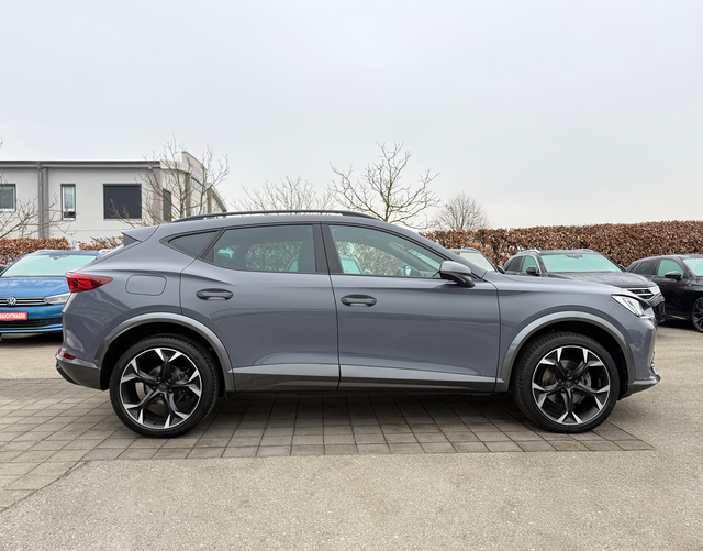 Beifahrerseite Cupra Formentor 2.0 TSI 4Drive 190 PS DSG