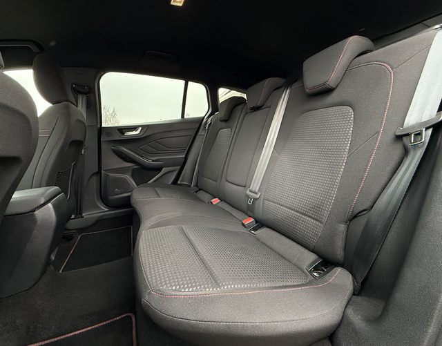 R&uuml;cksitzbank Ford Focus Turnier ST-Line X