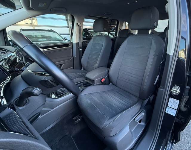 Vordersitze Polsterung Volkswagen Touran Highline 1.5 TSI 150 DSG