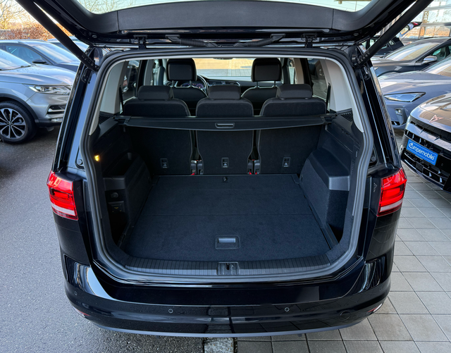 Kofferraum Volkswagen Touran Highline 1.5 TSI 150 DSG