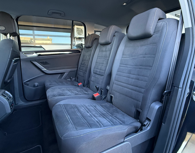 R&uuml;cksitzbank Volkswagen Touran Highline 1.5 TSI 150 DSG