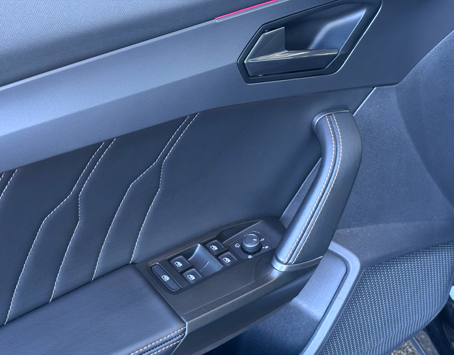 Fahrert&uuml;r Highlights Cupra Formentor VZ 2.0 TSI 4Drive 310 PS DSG