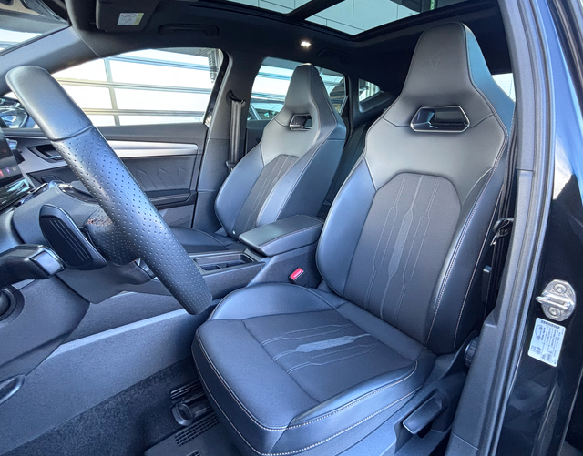 Vordersitze Polsterung Cupra Formentor VZ 2.0 TSI 4Drive 310 PS DSG