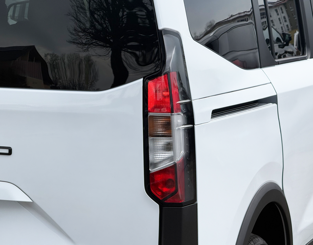 LED R&uuml;ckleuchte Ford Tourneo Courier Active 1.0l 125
