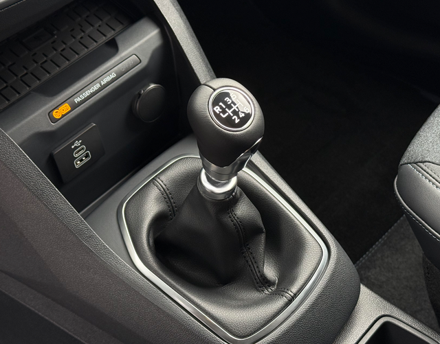 Schaltgetriebe Ford Tourneo Courier Active 1.0l 125