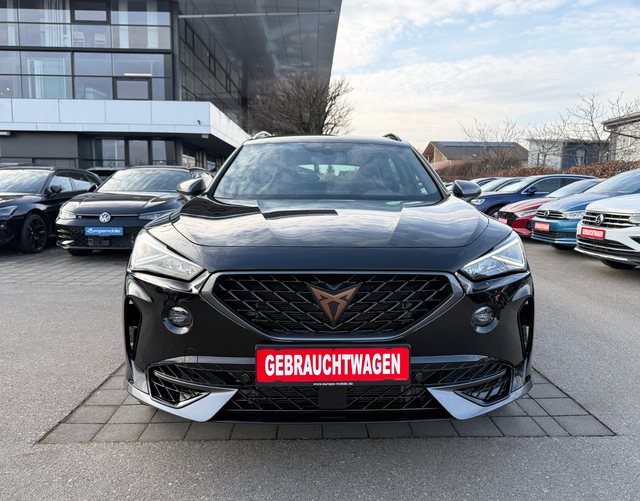 Vorne Cupra Formentor VZ 2.0 TSI 4Drive 310 PS DSG