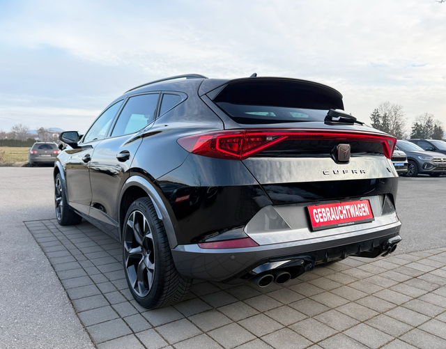 Hinten Cupra Formentor VZ 2.0 TSI 4Drive 310 PS DSG