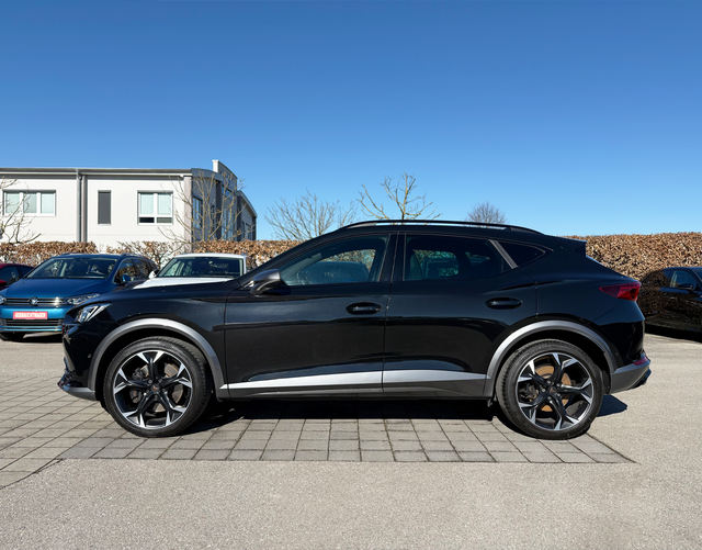 Fahrerseite Cupra Formentor VZ 2.0 TSI 4Drive 310 PS DSG