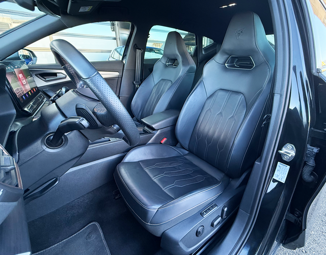 Vordersitze Polsterung Cupra Formentor VZ 2.0 TSI 4Drive 310 PS DSG