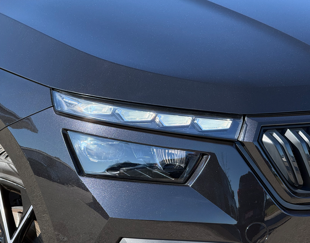 LED Scheinwerfer Skoda Kamiq Monte Carlo Limited 1.5 TSI DSG 150