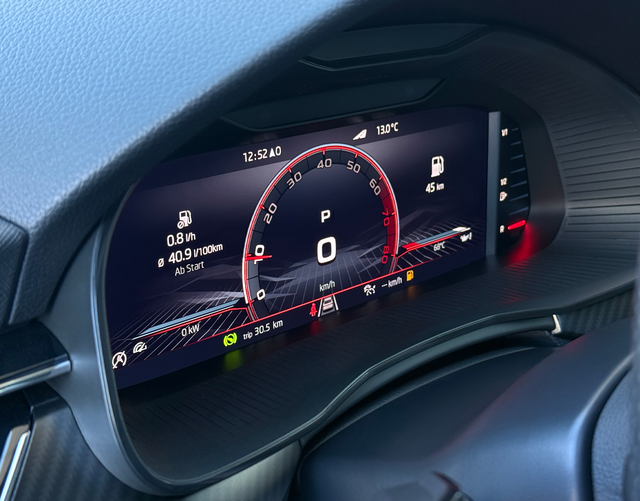 Digitales Cockpit Skoda Kamiq Monte Carlo Limited 1.5 TSI DSG 150