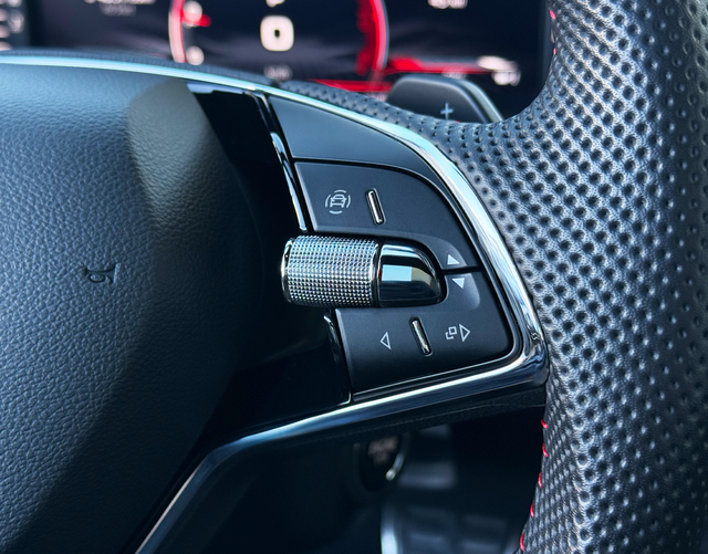 Multifunktionslenkrad Skoda Kamiq Monte Carlo Limited 1.5 TSI DSG 150