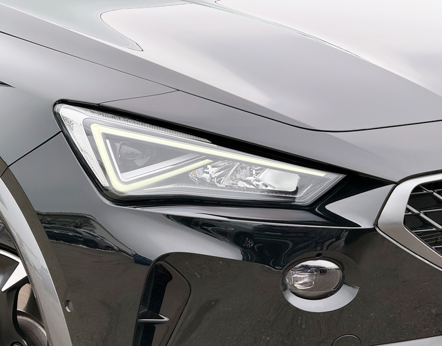 LED Scheinwerfer Cupra Formentor VZ 2.0 TSI 4Drive 310 PS DSG