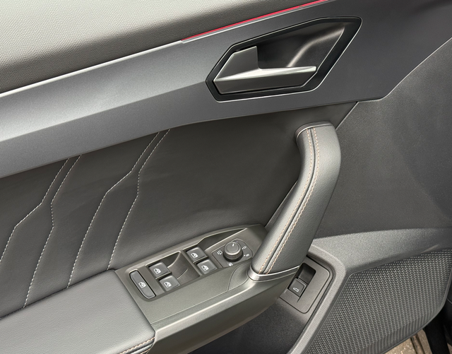 Fahrert&uuml;r Highlights Cupra Formentor VZ 2.0 TSI 4Drive 310 PS DSG