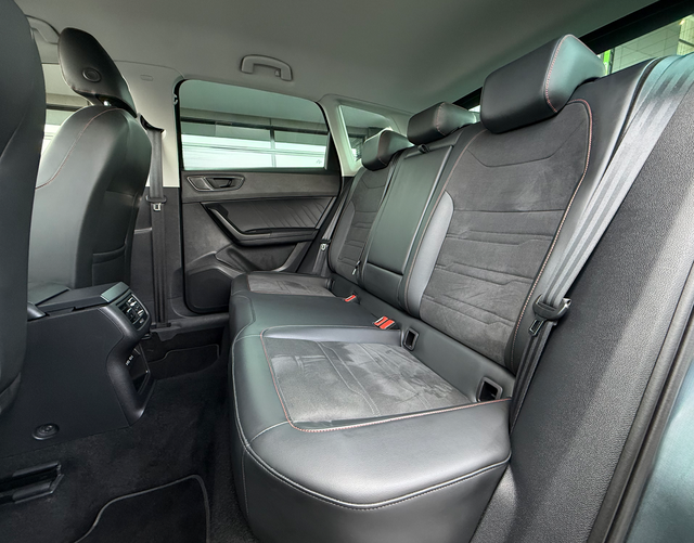 R&uuml;cksitzbank Seat Ateca FR PACK EXECUTIVE I 1.5 TSI ACT 150 DSG