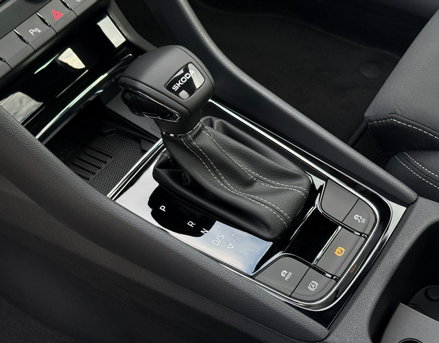 Automatikgetriebe Skoda Karoq 2026 SPORTLINE 1.5 TSI ACT EVO 110 kW DSG