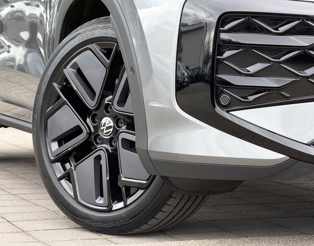 Felge Volkswagen T-Roc R-Line 1.5 eTSI OPF DSG 150