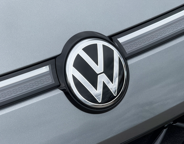 Logo Volkswagen T-Roc R-Line 1.5 eTSI OPF DSG 150