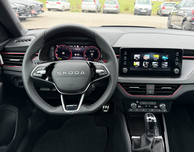 Innenraum Skoda Kamiq 2026 MONTE CARLO 1.5 TSI OPF 150 DSG