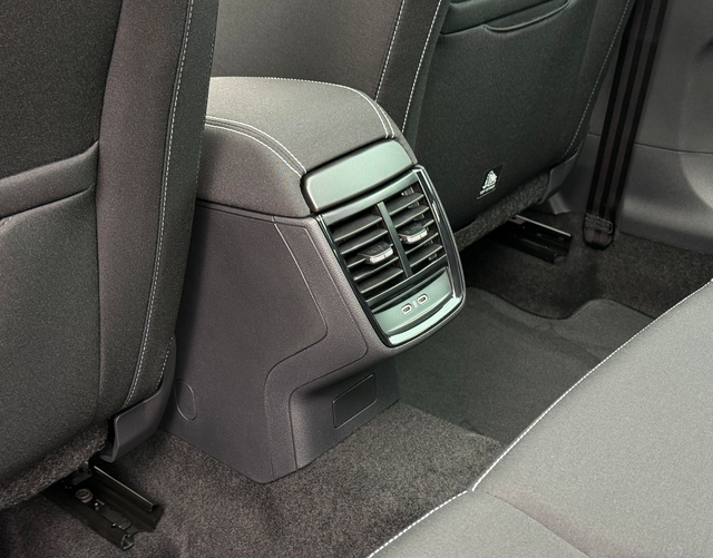 Klimaanlage hinten Skoda Kamiq 2026 MONTE CARLO 1.5 TSI OPF 150 DSG