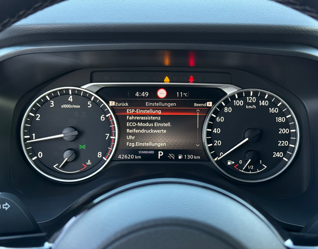 Cockpit Nissan Qashqai ACENTA 1.3 DIG-T 160 Xtronic