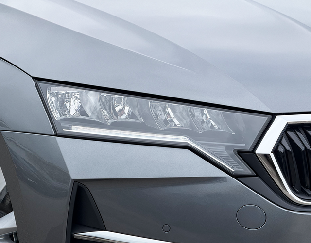 LED Scheinwerfer Skoda Octavia Combi SELECTION 2.0 TDI DSG