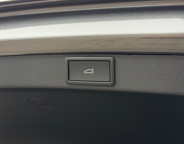 Kofferraum elektrisch Skoda Octavia Combi SELECTION 2.0 TDI DSG