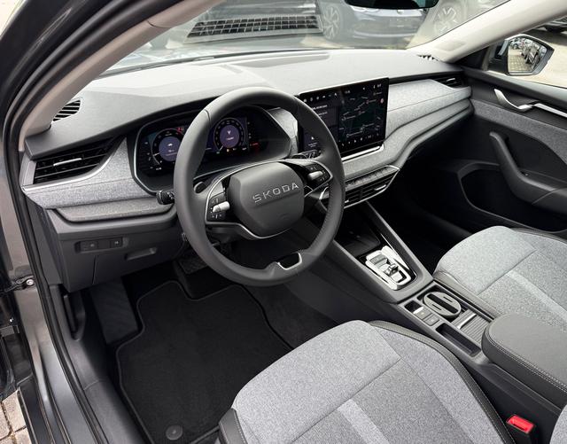 Interieur Skoda Octavia Combi SELECTION 2.0 TDI DSG