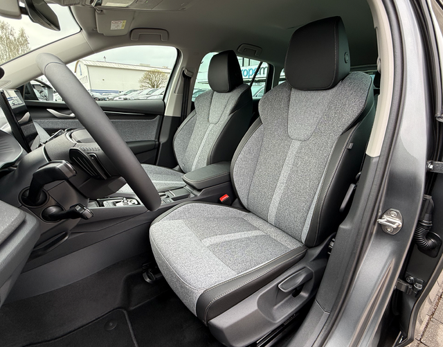 Vordersitze Polsterung Skoda Octavia Combi SELECTION 2.0 TDI DSG