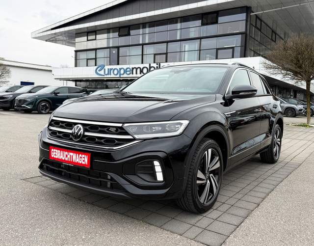 Vorne Volkswagen T-Roc R-LINE + "25th Anniversary" 1.5 TSI 150 DSG