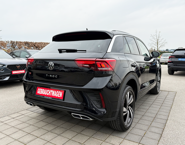 Hinten Volkswagen T-Roc R-LINE + "25th Anniversary" 1.5 TSI 150 DSG