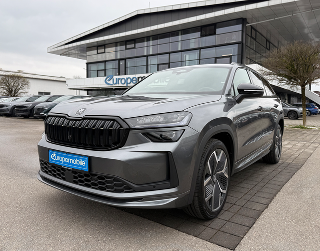 Vorne Skoda Kodiaq SPORTLINE 2.0 TDI 142 kW 4x4 DSG
