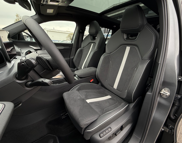Vordersitze Polsterung Skoda Kodiaq SPORTLINE 2.0 TDI 142 kW 4x4 DSG